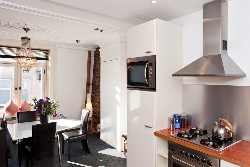 Canal Holiday Apartment Amsterdam Ruang foto